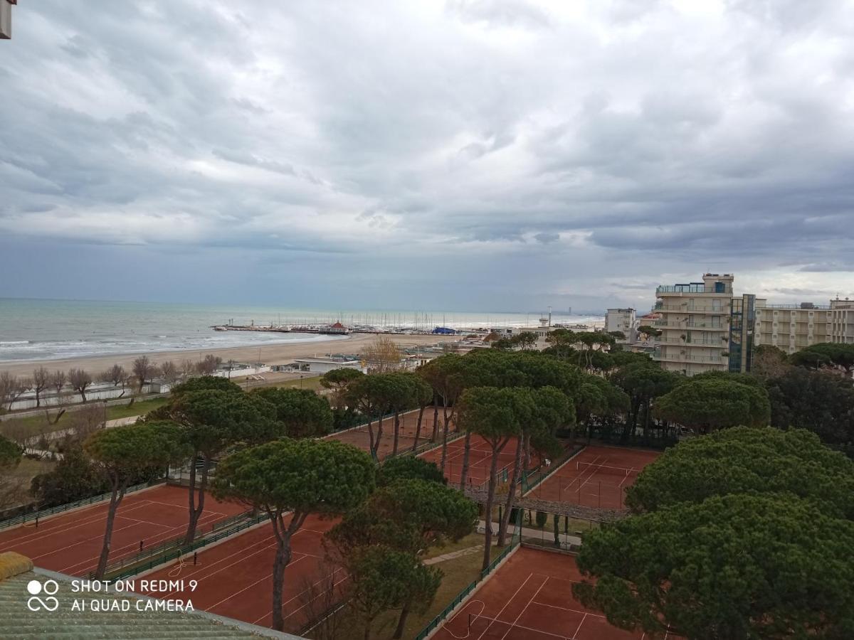 Helios Beach Hotel Milano Marittima Exterior photo