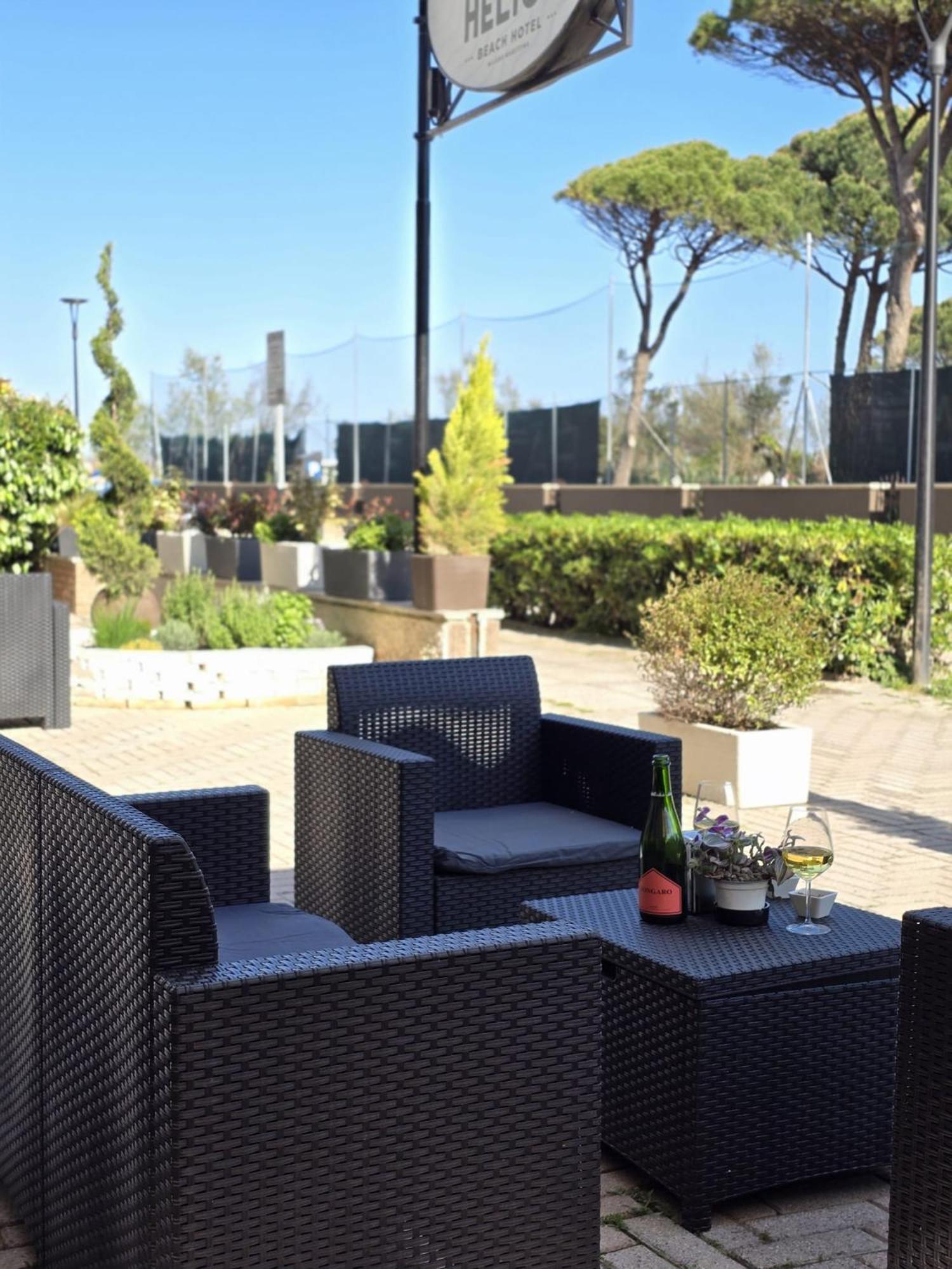 Hotel Helios Beach Milano Marittima Exterior photo